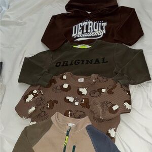 H&M Kids Brown & Olive Squirrel Print Sweatshirt bundle